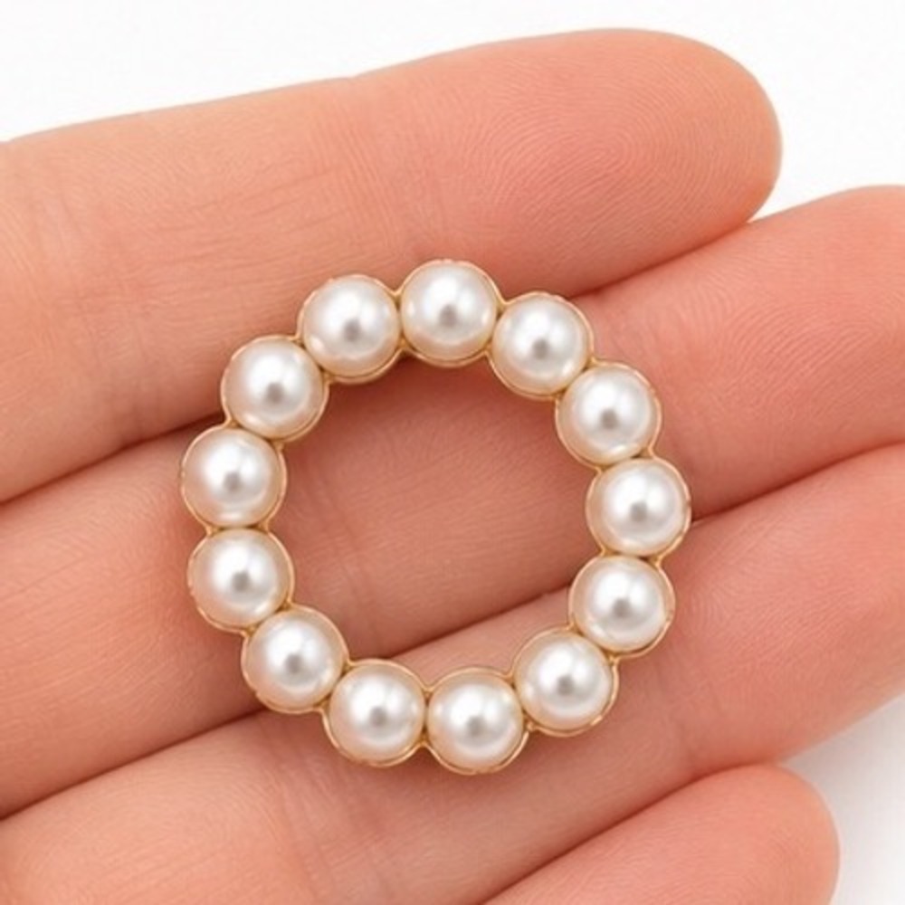 Gold Tone Faux Pearl Wreath Circle Brooch Pin Elegant Classic sophisticated - Picture 4 of 8